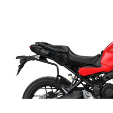 Cargar imagen en el visor de la galería, Shad Anclaje 3P System Maleta lateral Yamaha Tracer 9/GT (Y0TR91IF) (21-22)